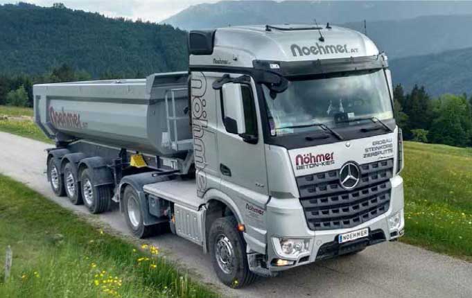 zustellung_1 LKW-Kippfahrzeuge